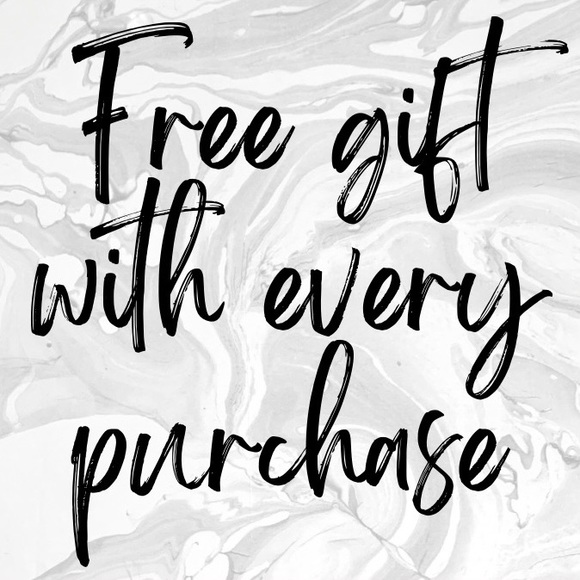 SEE UPDATED LISTING - Picture 3 of 4